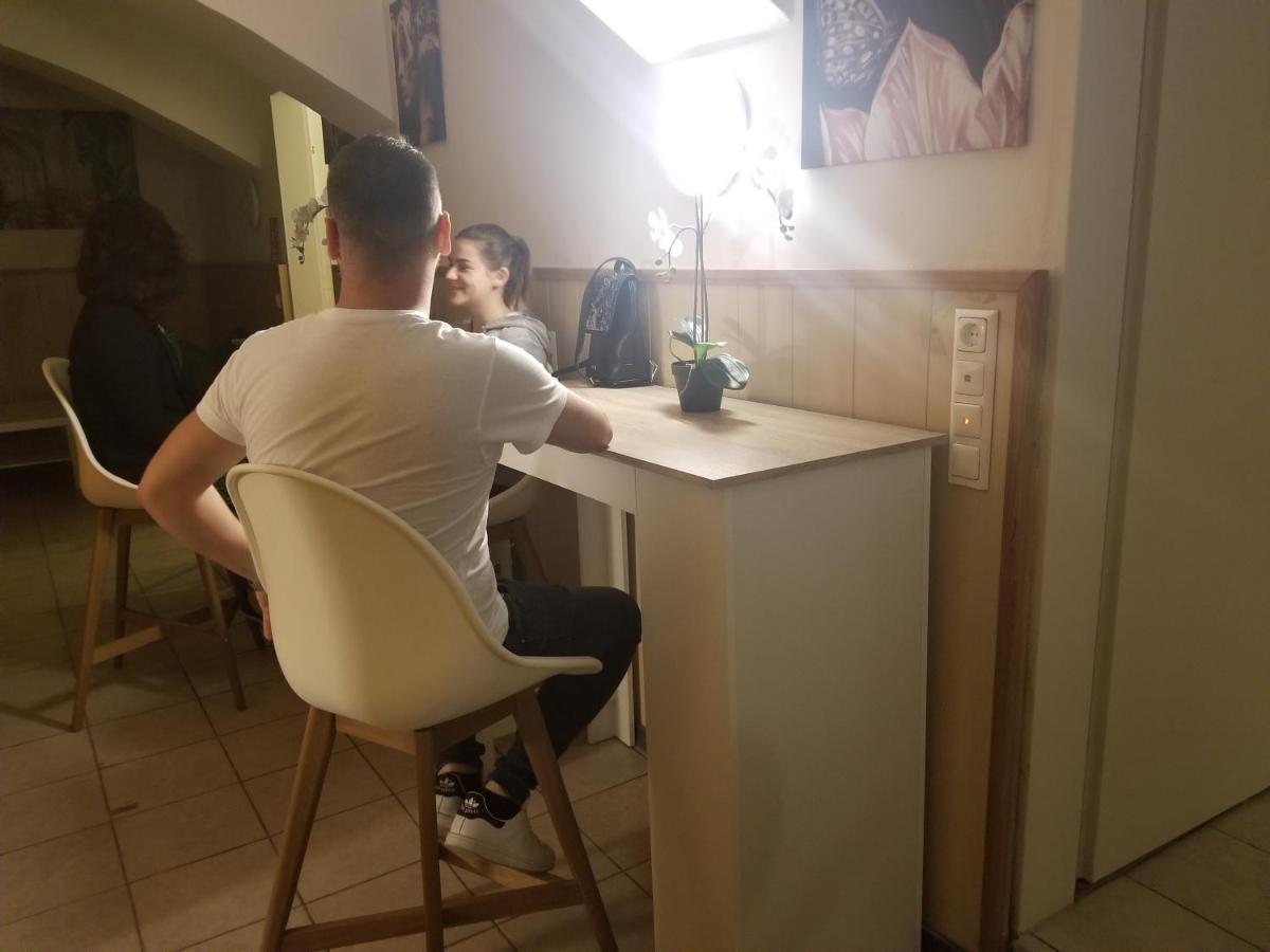Global Apt Vienna Apartment Luaran gambar