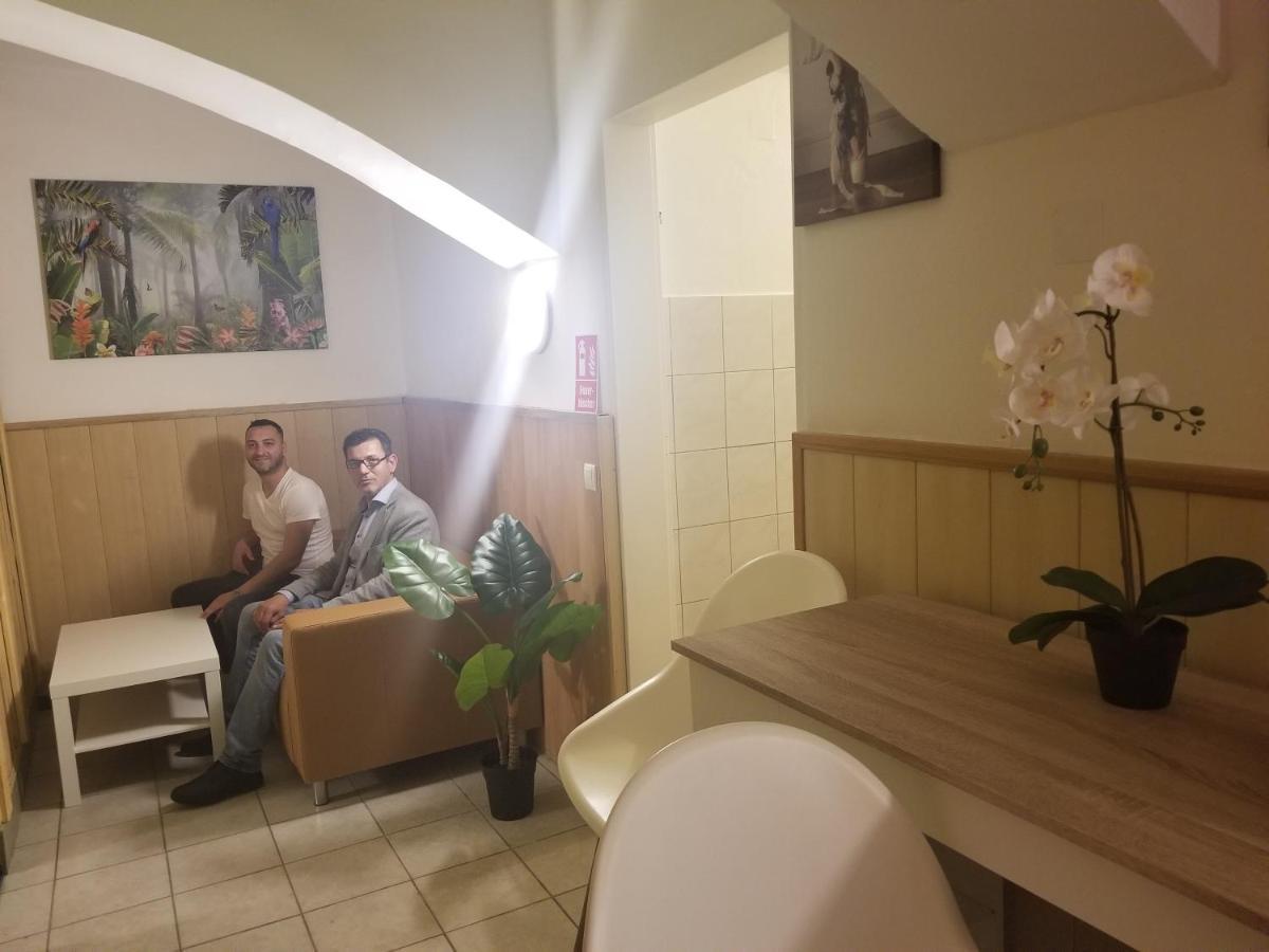 Global Apt Vienna Apartment Luaran gambar